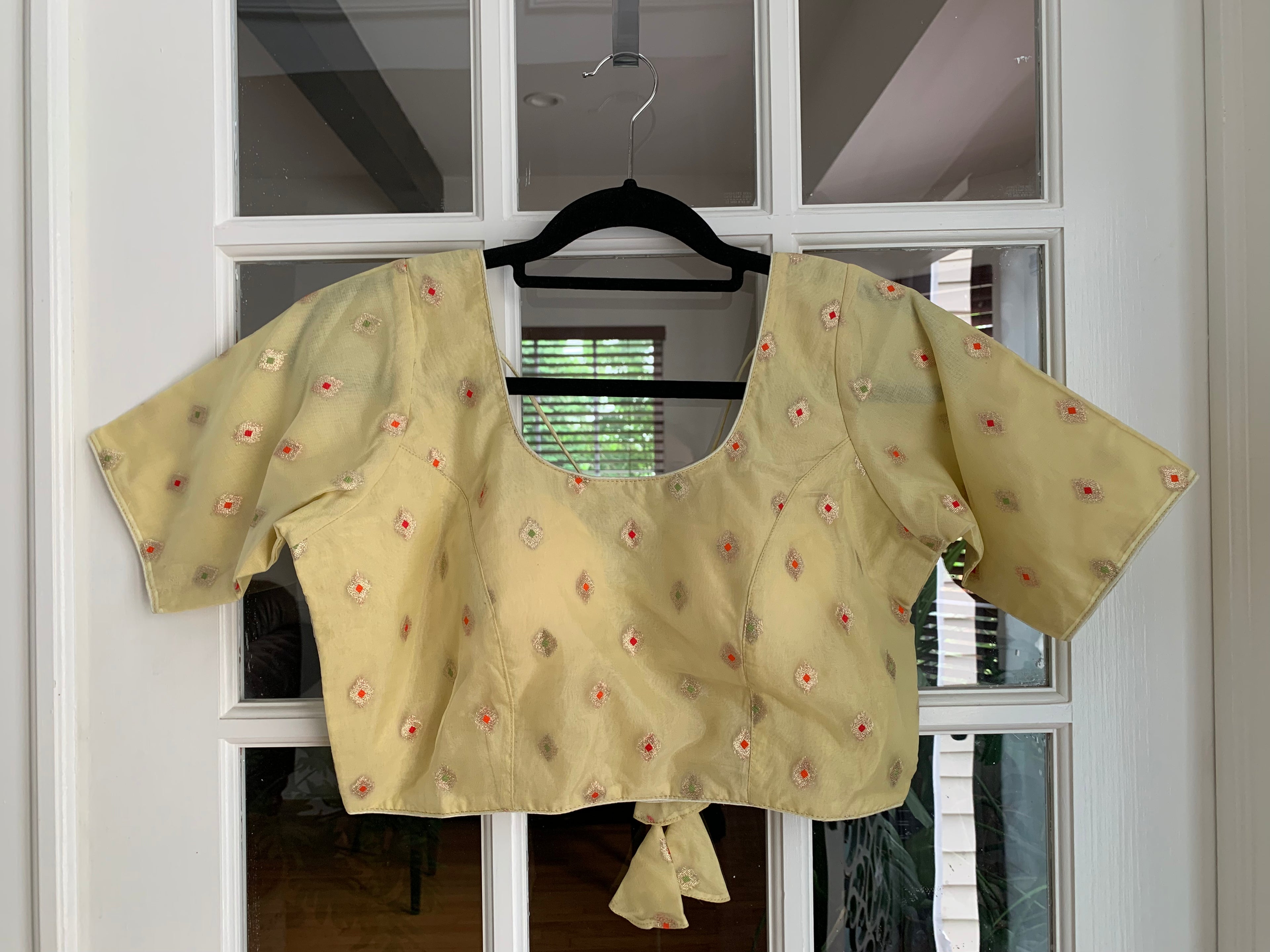 Elbow Length Blouse with Diamond Motifs