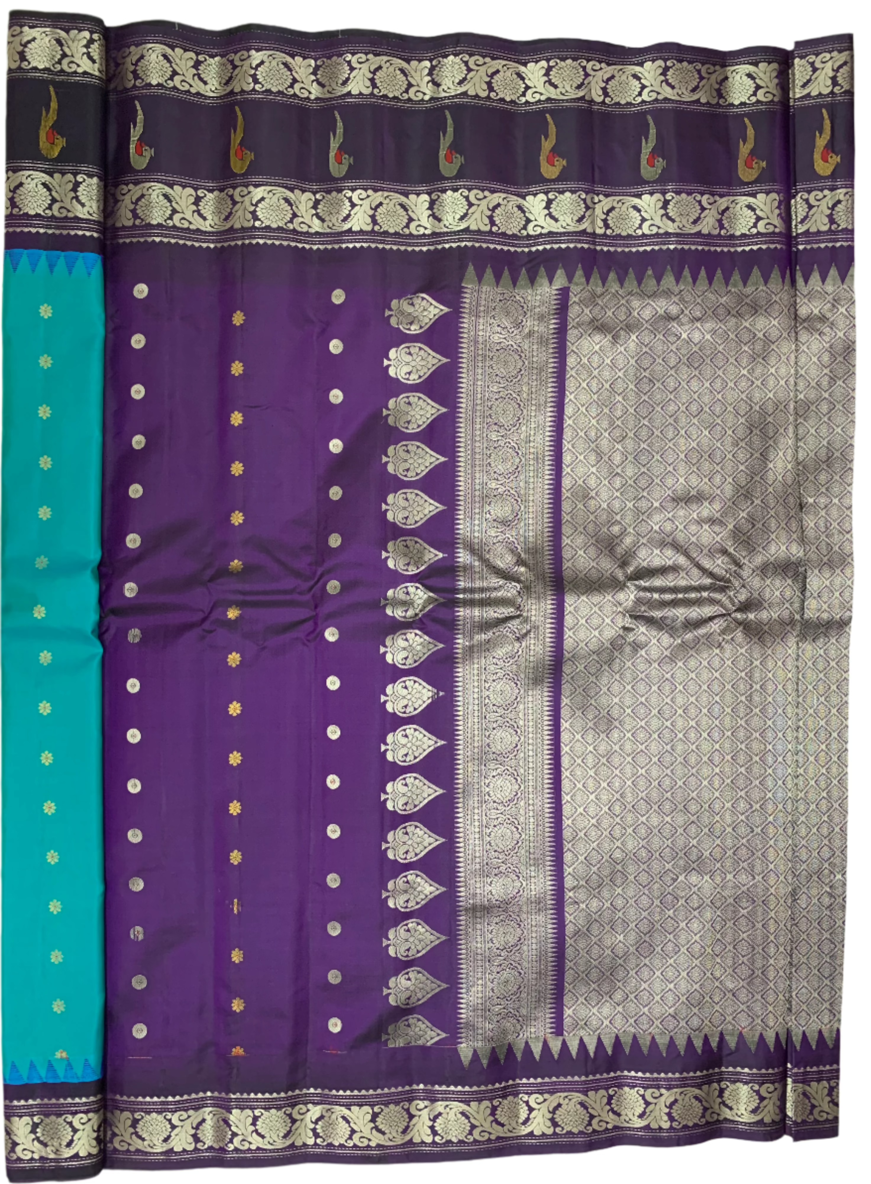 Green and Blue Dual Tone Gadwal Silk Saree