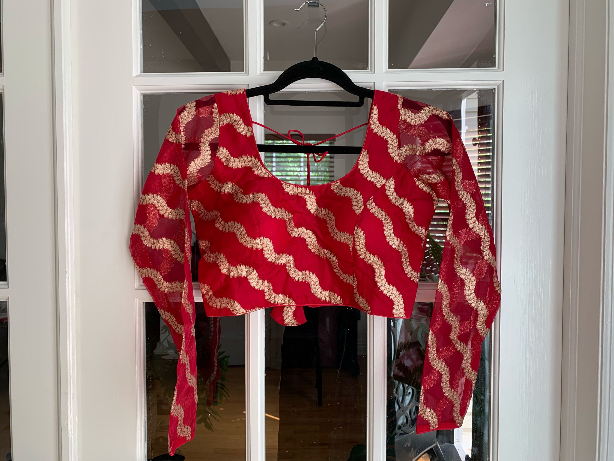 Wavy Leaf Design Blouse