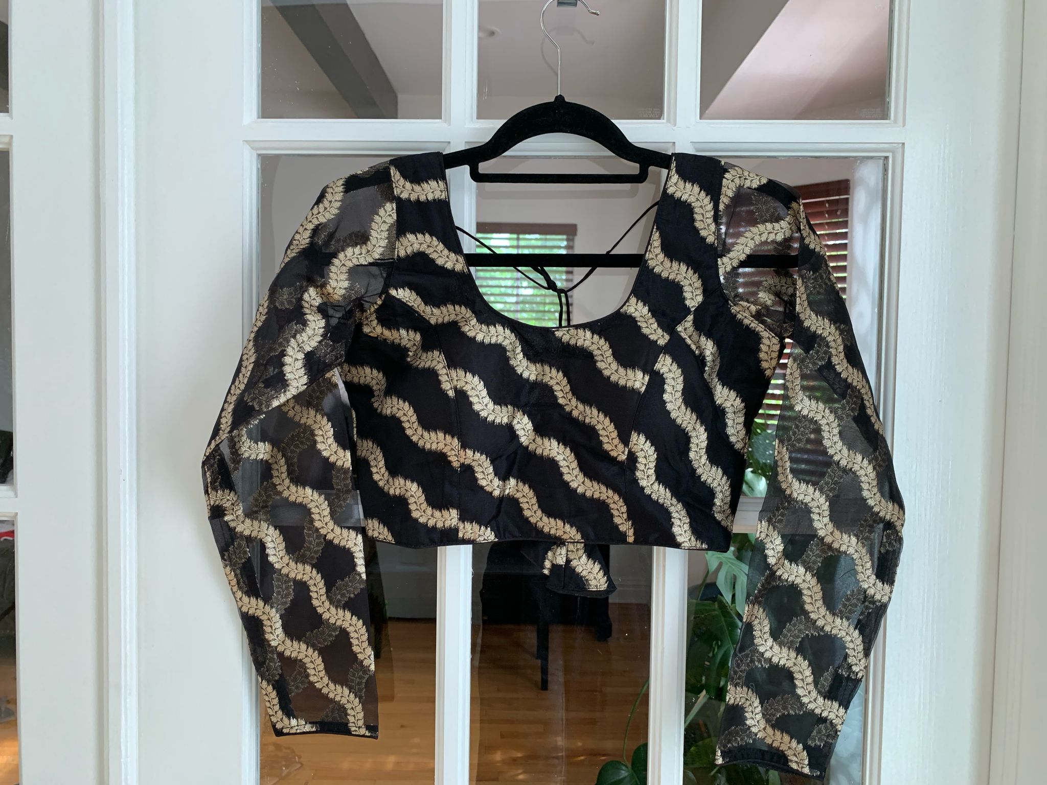 Wavy Leaf Design Blouse