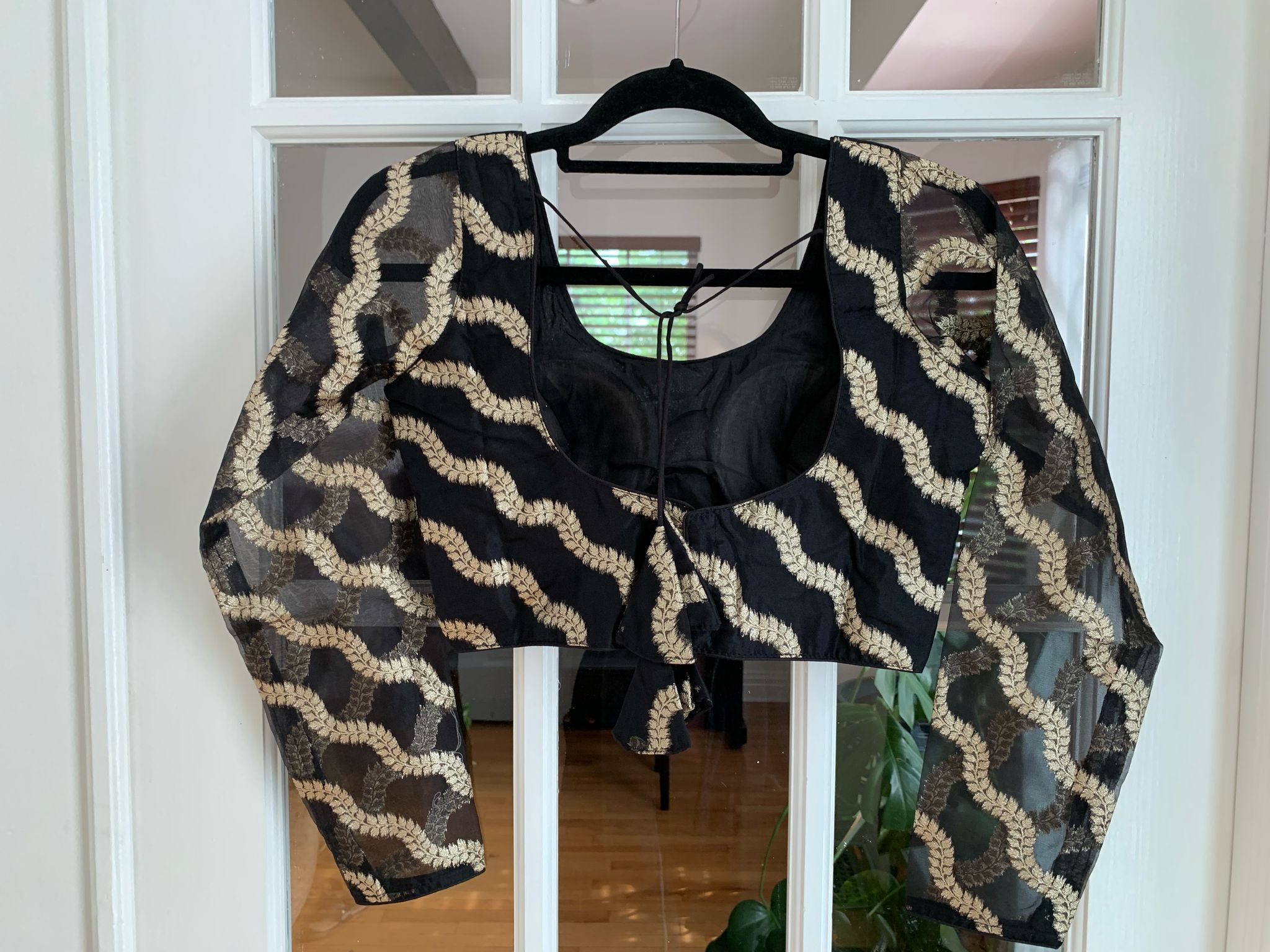 Wavy Leaf Design Blouse