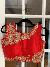 Load image into Gallery viewer, Sleeveless Red Embroidered Blouse
