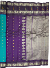 Load image into Gallery viewer, Green and Blue Dual Tone Gadwal Silk Saree