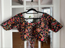 Load image into Gallery viewer, Floral Printed Blouse (Colors Available)