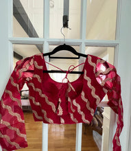 Load image into Gallery viewer, Wavy Leaf Design Blouse