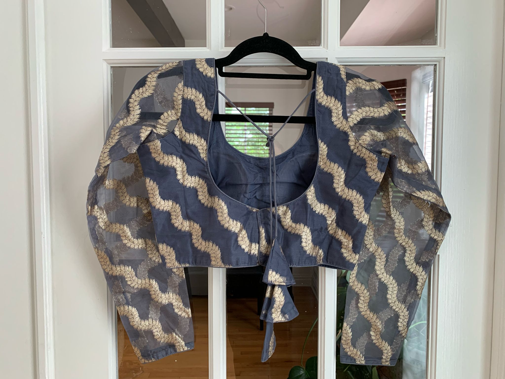 Wavy Leaf Design Blouse