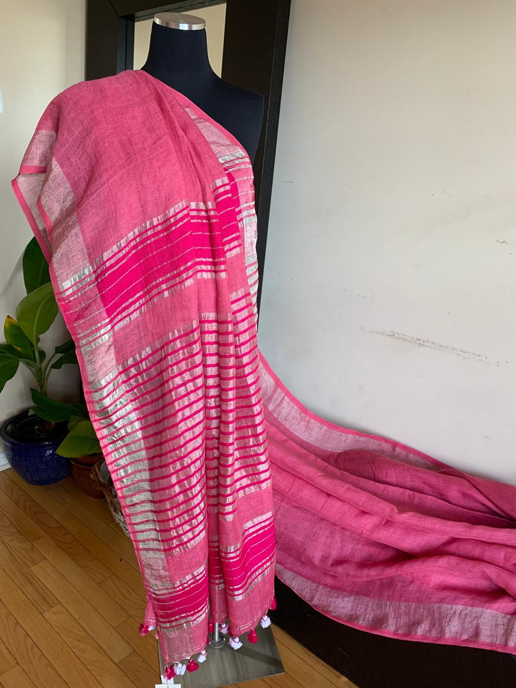 Cotton Candy Pink Linen Saree