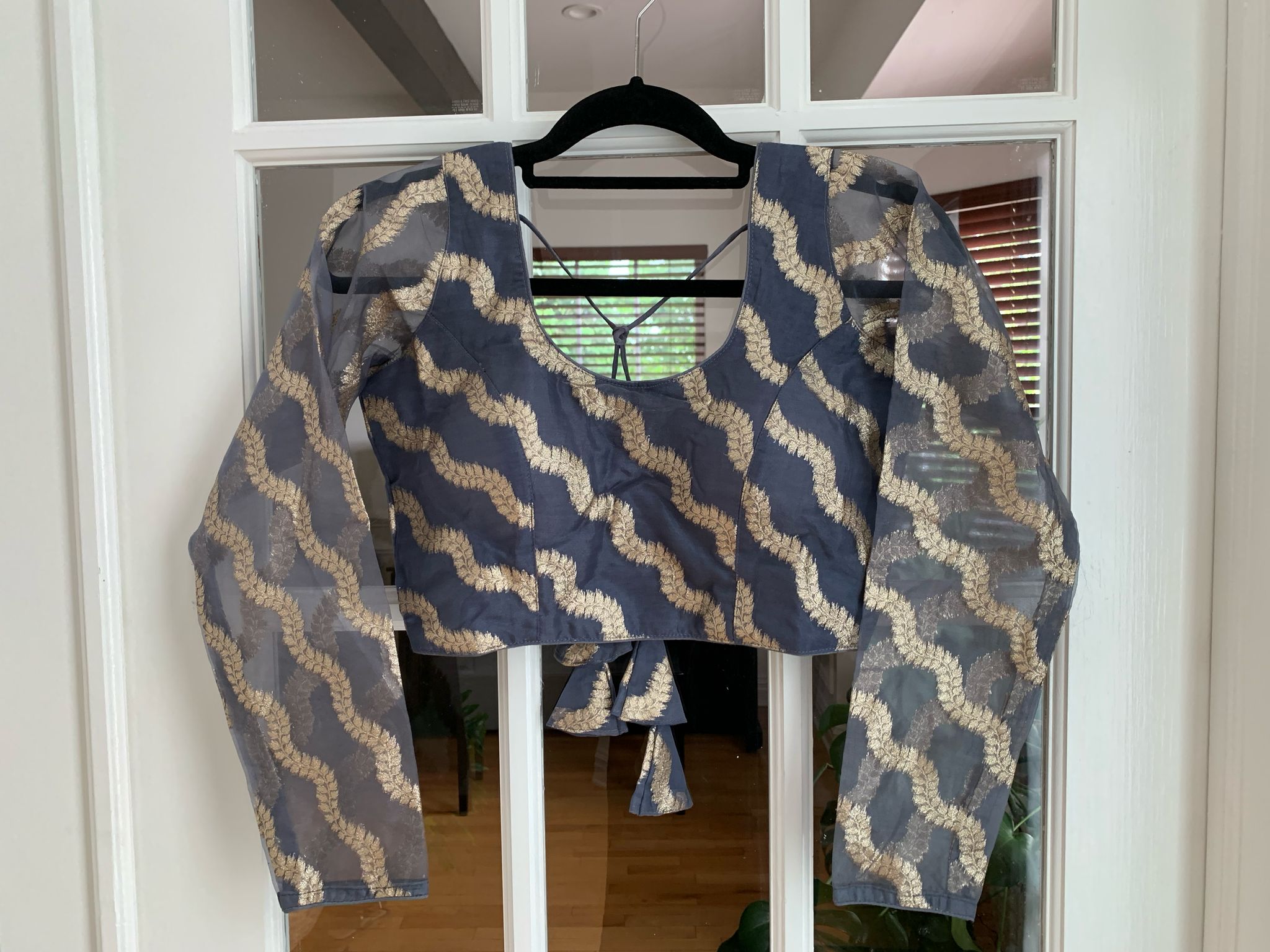 Wavy Leaf Design Blouse