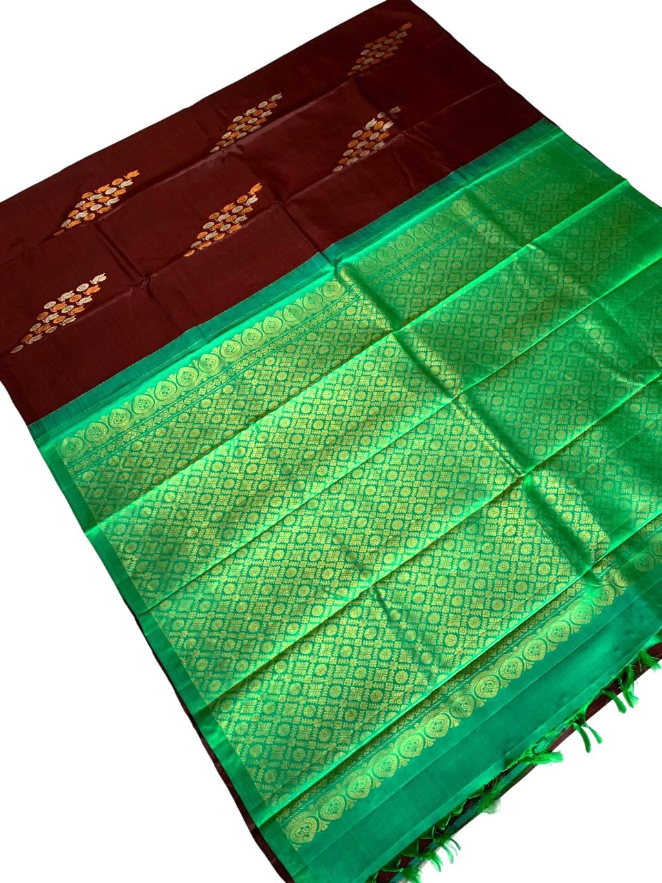 Sari en soie Kanchipuram tissé main, marron café, sans bordure