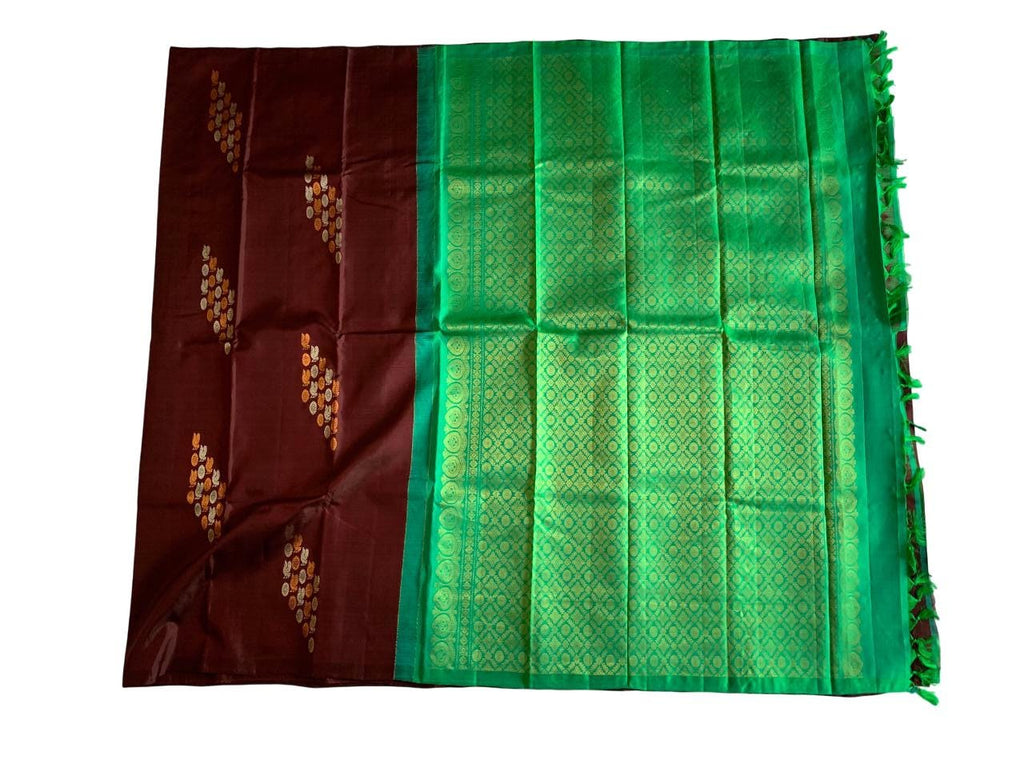 Sari en soie Kanchipuram tissé main, marron café, sans bordure