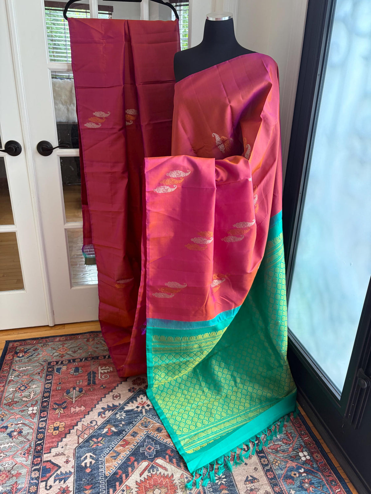 Sari en soie Kanchipuram tissé à la main, rouge brique, pour mariée