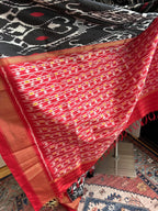 Sari de seda Ikat Pochampally blanco y negro para cóctel
