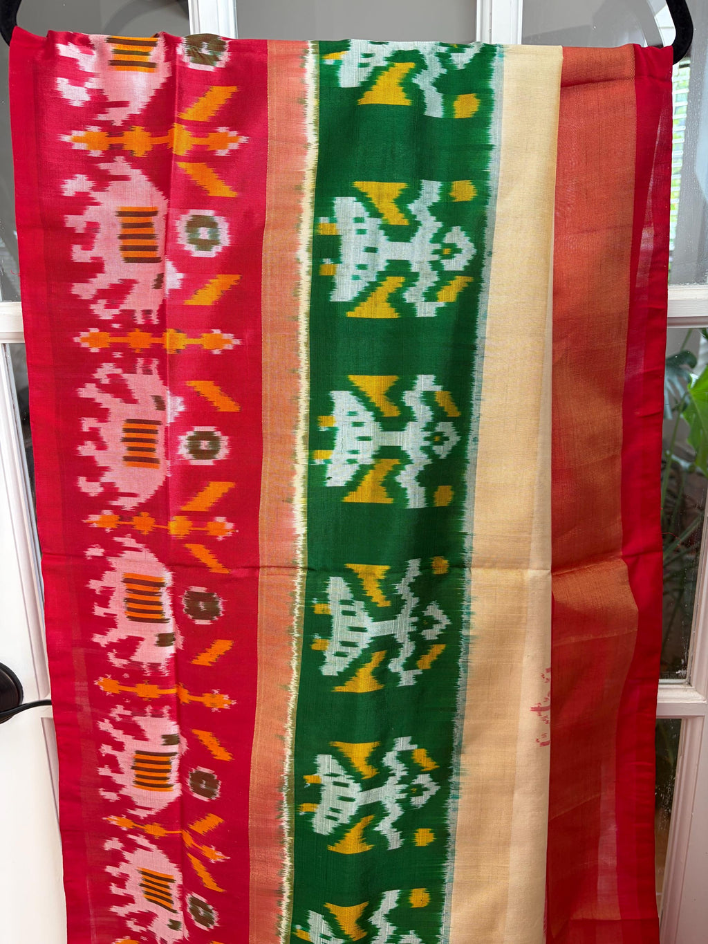 Sari de seda Ikat Pochampally en blanco roto