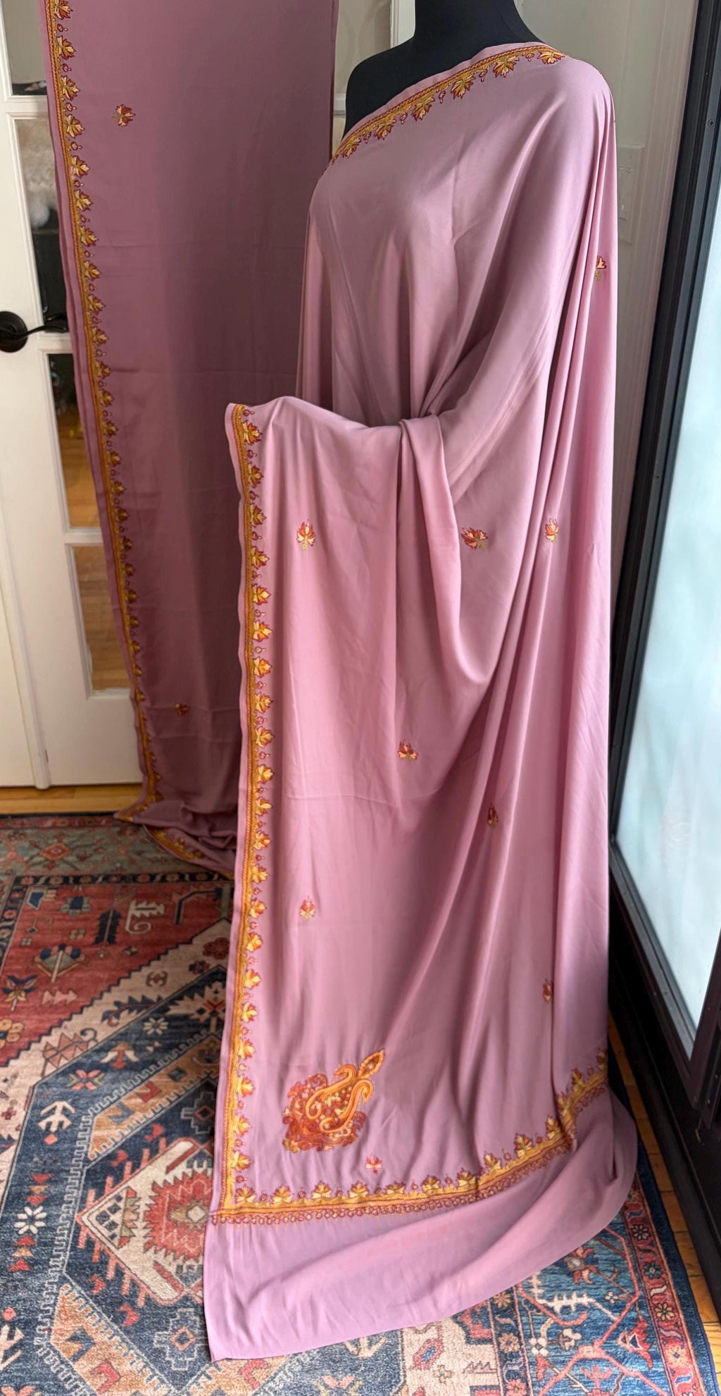Lavender Kashmiri Sozni Embroidery Crepe Silk Saree