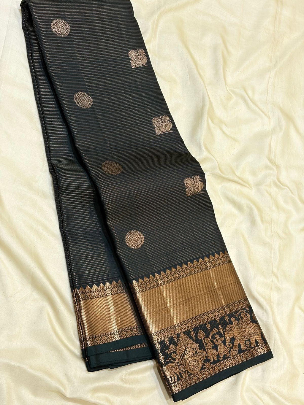 Black Korvai Kanchipuram Silk Saree