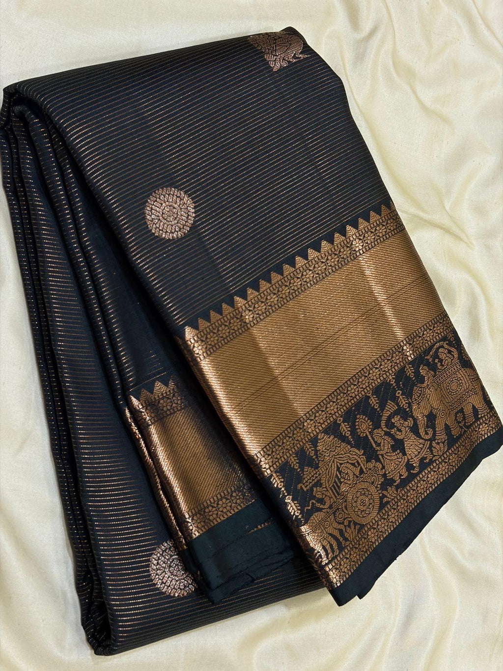 Black Korvai Kanchipuram Silk Saree