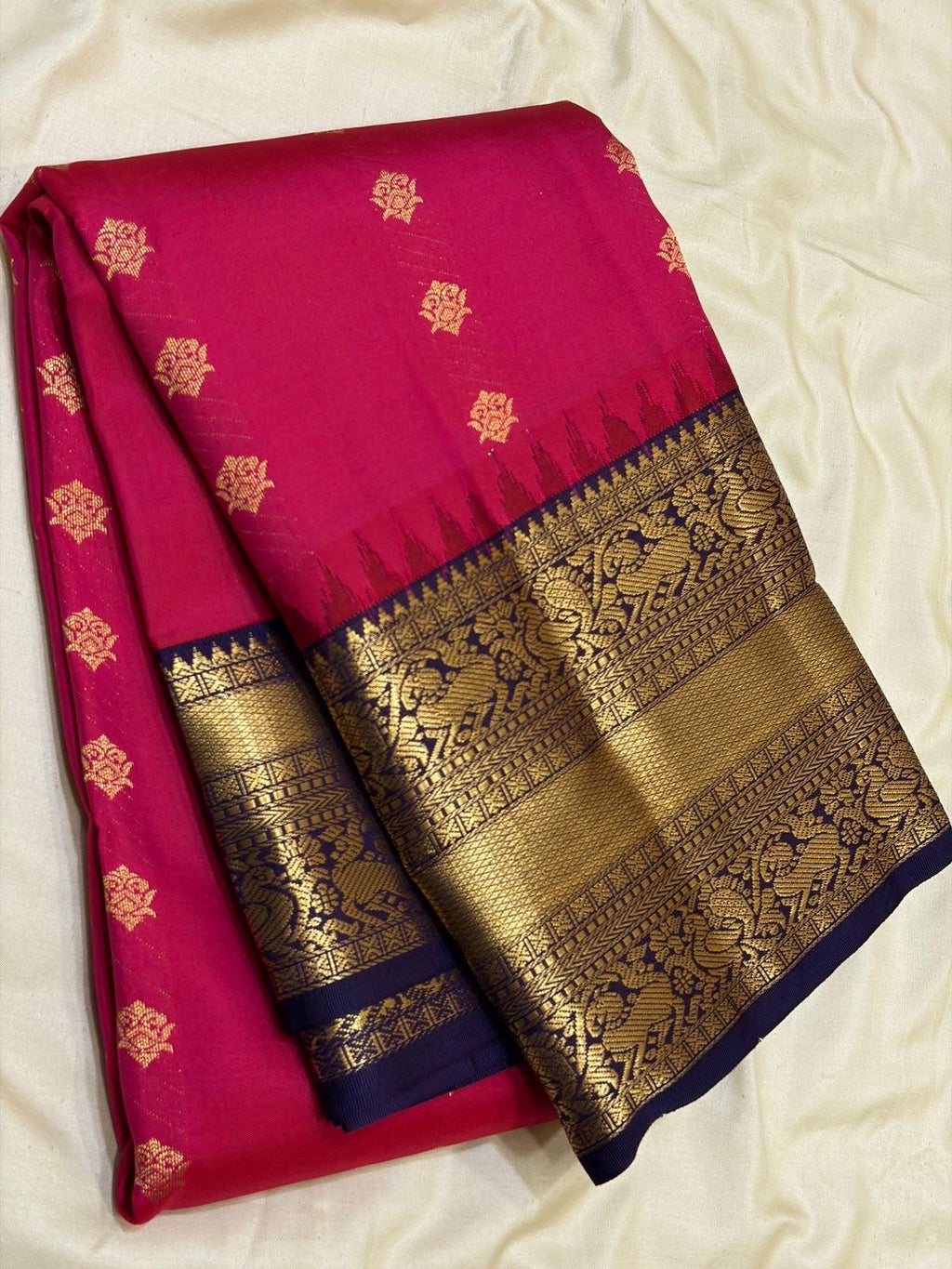 Rani Pink Kanchipuram Silk Saree with Navy Korvai Border