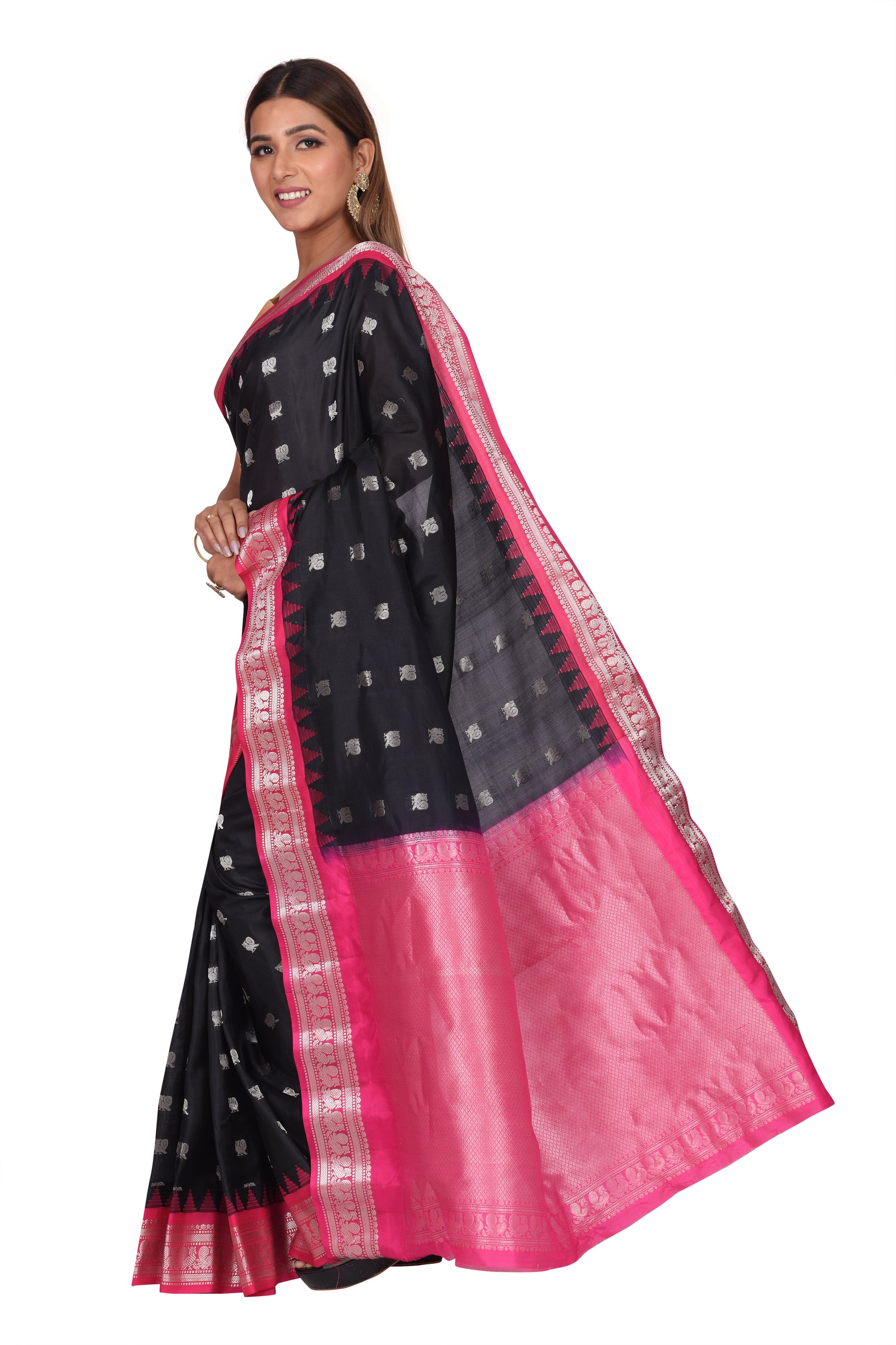 Cocktail Partywear Black and Pink Gadwal Silk Saree with Silver Zari