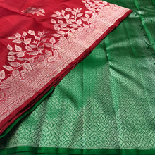 Load image into Gallery viewer, Bridal Maroon Red Handloom Kanchipuram Silk Saree